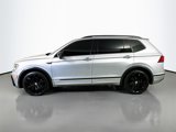 Used 2020 Volkswagen Tiguan SE R-Line image 4