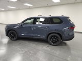 New 2025 Toyota Grand Highlander AWD image 3