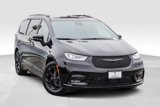 New 2025 Chrysler Pacifica Select image 2