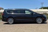 New 2025 Chrysler Pacifica Select image 4