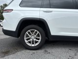 Used 2023 Jeep Grand Cherokee L Laredo image 6