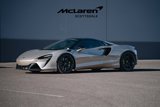 Used 2025 McLaren Artura Spider image 4