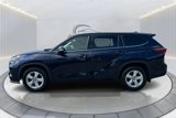 Used 2022 Toyota Highlander LE image 4
