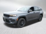 Used 2024 Jeep Grand Cherokee Altitude image 3