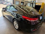 Used 2018 Kia Optima EX w/ Premium Package image 4
