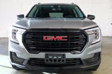 Used 2023 GMC Terrain SLE w/ Driver Convenience Package image 2