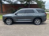 Used 2022 Hyundai Palisade SEL w/ Convenience Package image 2