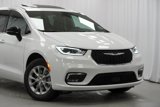 New 2025 Chrysler Pacifica Select image 3