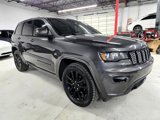 Used 2018 Jeep Grand Cherokee Altitude image 3
