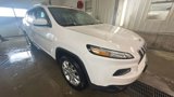 Used 2017 Jeep Cherokee Limited w/ Technology Group image 6