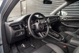 Certified 2025 Porsche Macan image 4