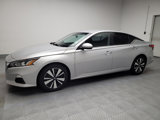 Used 2022 Nissan Altima 2.5 SV image 2