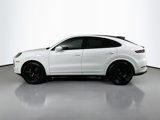 New 2025 Porsche Cayenne Coupe image 2