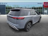 New 2025 Nissan Pathfinder Platinum image 5