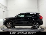 Used 2024 Volvo XC40 B5 Core image 5