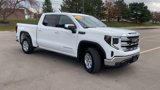 Used 2024 GMC Sierra 1500 SLE image 2
