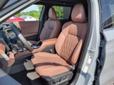 New 2025 Mitsubishi Outlander SEL image 2