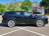 New 2025 Toyota Highlander Limited image 2