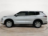 New 2025 Mitsubishi Outlander ES image 4