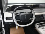 New 2025 Lincoln Navigator L Reserve image 2