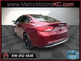 Used 2017 Chrysler 200 Limited Platinum image 3
