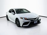 Used 2024 Toyota Camry SE image 3