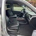 Used 2019 GMC Yukon XL SLT image 3