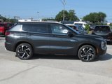 New 2025 Mitsubishi Outlander SEL image 2