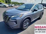 Used 2024 Nissan Rogue S image 1
