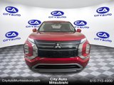 New 2025 Mitsubishi Outlander SE image 3