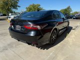 Used 2023 Toyota Camry SE image 3