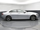 Used 2022 Mercedes-Benz E 350 4MATIC Sedan image 4