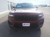 New 2025 Jeep Grand Cherokee Limited w/ Black Appearance Package image 3