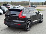 Used 2021 Volvo XC40 T5 R-Design image 5