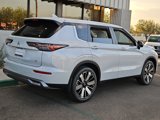 New 2025 Mitsubishi Outlander SE image 4