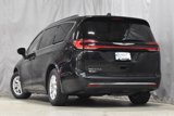 Used 2022 Chrysler Pacifica Touring-L image 2