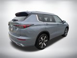 New 2025 Mitsubishi Outlander SEL image 3