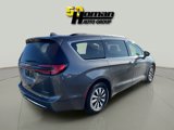 Used 2021 Chrysler Pacifica Touring w/ Cold Weather Group image 5