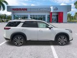 New 2025 Nissan Pathfinder Platinum image 4