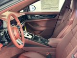 Used 2025 Porsche Panamera image 5