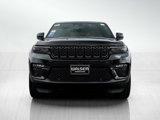New 2025 Jeep Grand Cherokee Summit image 2