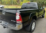 Used 2014 Toyota Tacoma 4x4 Double Cab w/ SR5 Package image 6