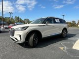 New 2025 Lincoln Aviator Reserve w/ Equipment Group 201A image 2