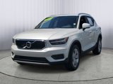 Used 2022 Volvo XC40 T4 Momentum image 4