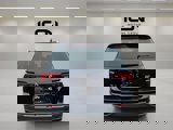 Used 2024 Volkswagen Tiguan SE image 3
