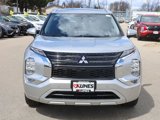 New 2025 Mitsubishi Outlander SE image 2