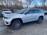 New 2025 Jeep Grand Cherokee Limited image 2