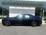 New 2026 BMW 750e xDrive w/ Premium Package image 2