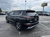 New 2025 Mitsubishi Outlander SE image 5