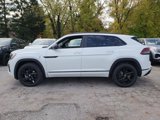 New 2025 Volkswagen Atlas Cross Sport SEL R-Line image 2